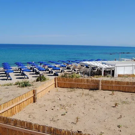 Luca's Guest house *