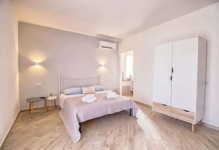 Luca's Pensjonat Valledoria (Sardinia)